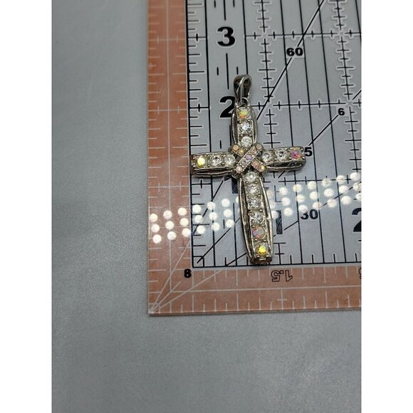 Aurora Borealis Cross Pendant Silver Tone Lots of Sparkle & Color - Picture 12 of 12